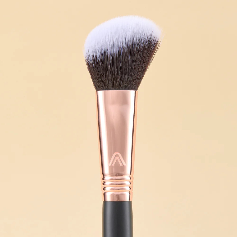 Brocha para rubor / contorno E10 Atenea