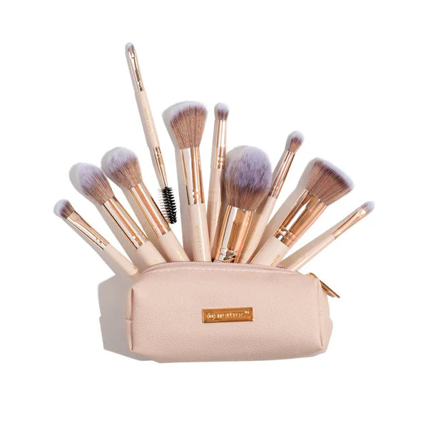 Kit con brochas mini Montoc