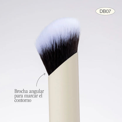 Brocha dúo Glam 7 corrector y contorno de nariz