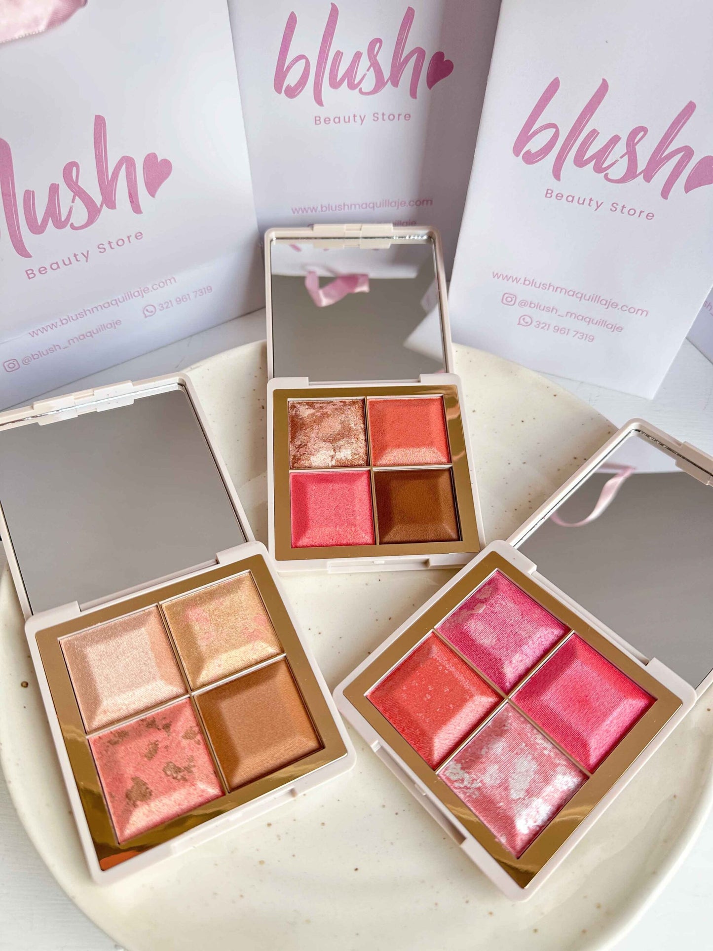 Light set face palette Montoc rubor, iluminador, contorno