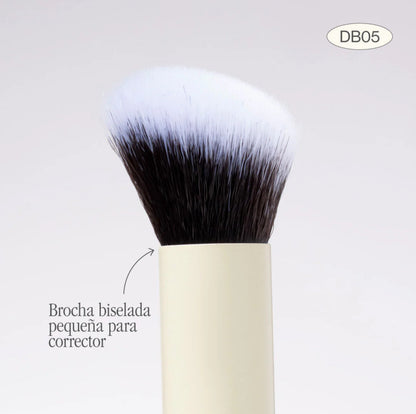 Brocha dúo para polvos & corrector DB05 Atenea