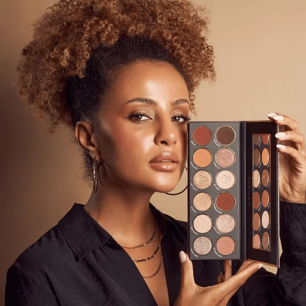 Paleta de sombras 1st scene Atenea