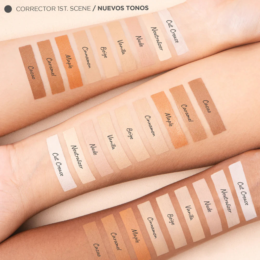 Corrector líquido 1st scene Atenea